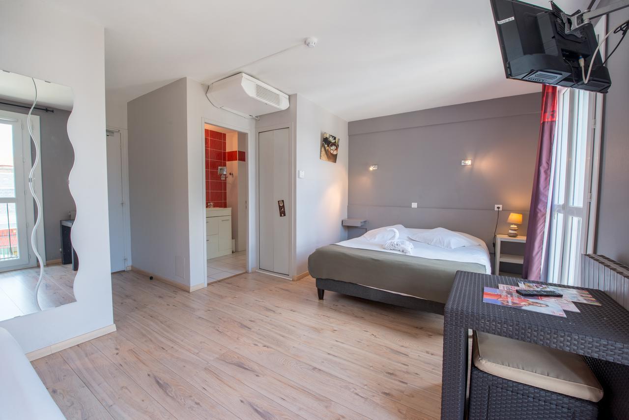 Hotel Du Lion D'Or Марманд Экстерьер фото